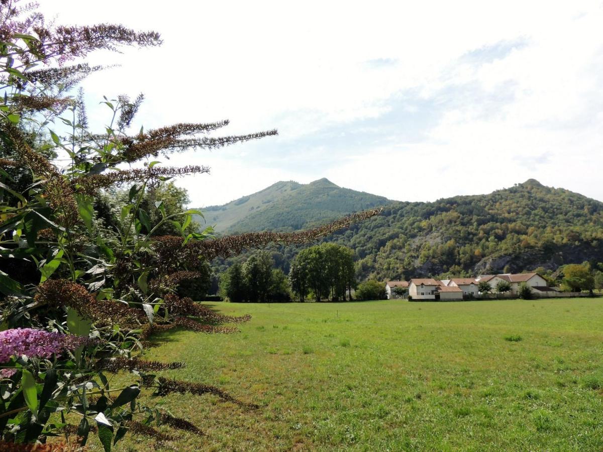 Luxurious With Jacuzzi In * Lourdes