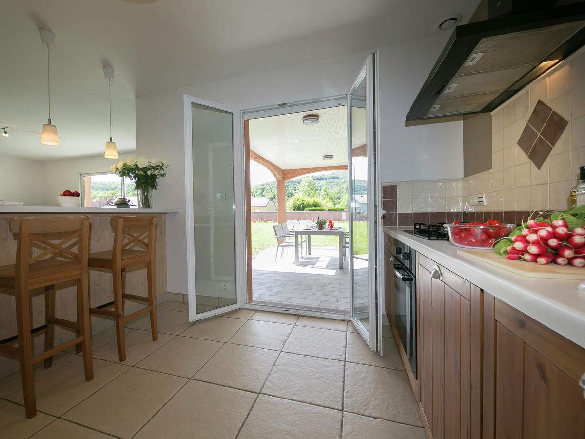 Luxurious With Jacuzzi In * Lourdes